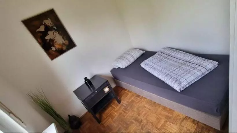 Majatalo Monteurhaus In Hemer   Gemeinschaftsnutzung Küche Und Bad