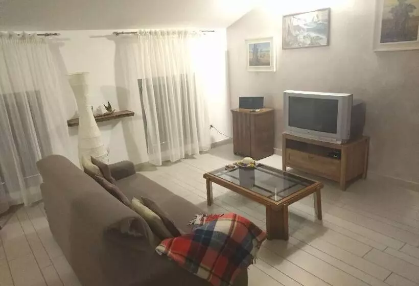 ペンション Room In Guest Room   Single Room Between Padua And Chioggia