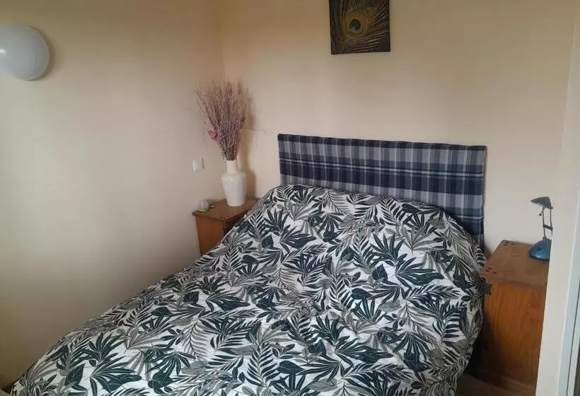 Petite Auberge Landaise, Budget Hostel