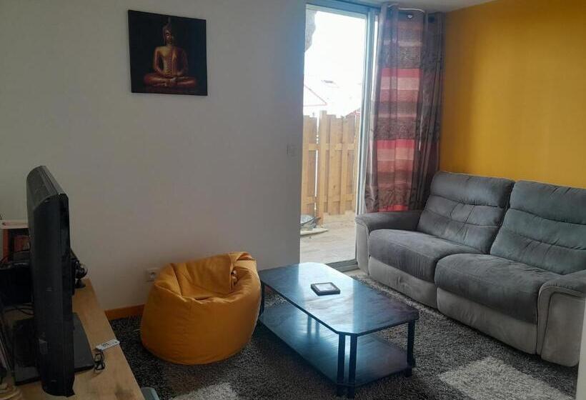 Petite Auberge Landaise, Budget Hostel