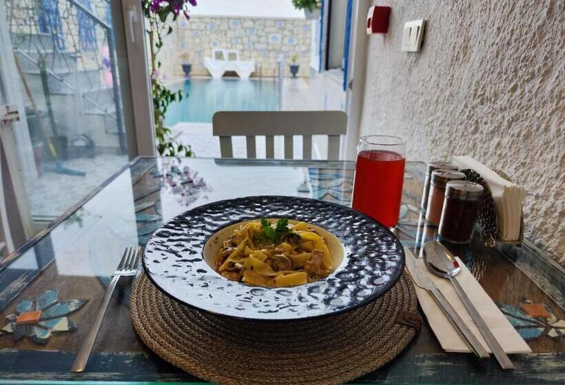 مبيت وإفطار The Escape Hotel Alacati