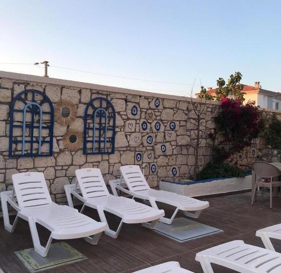 مبيت وإفطار The Escape Hotel Alacati