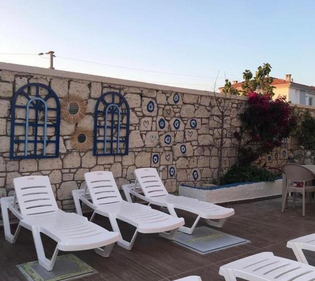 مبيت وإفطار The Escape Hotel Alacati
