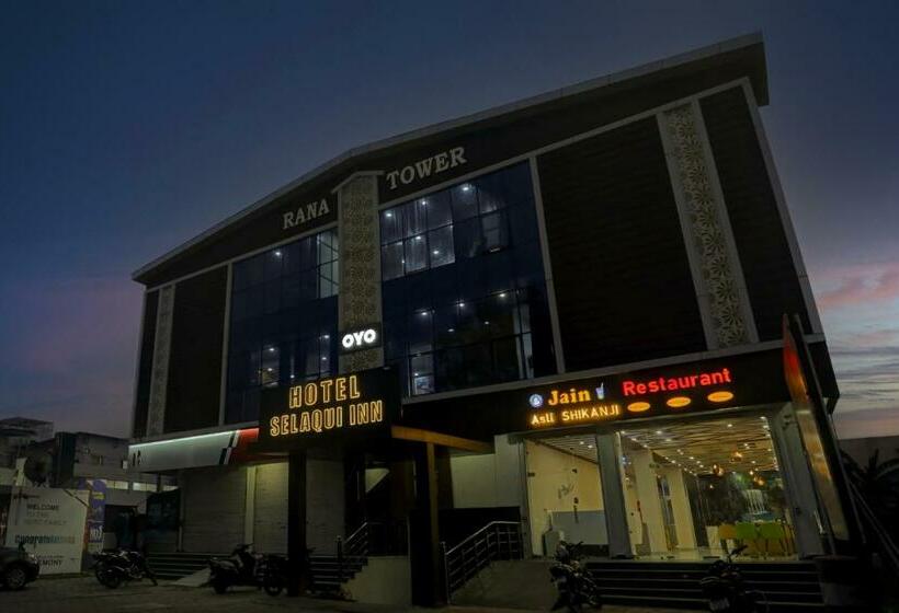 Townhouse Hotel Selaqui Inn