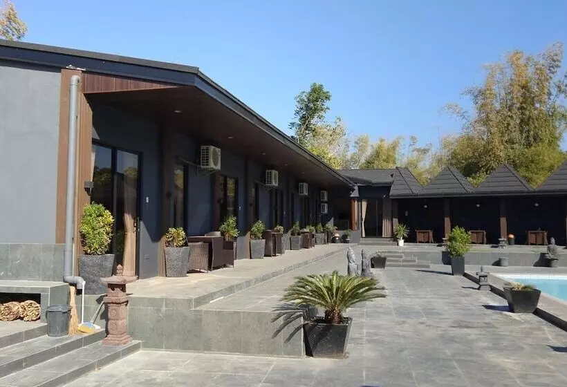 リゾートホテル De Porch