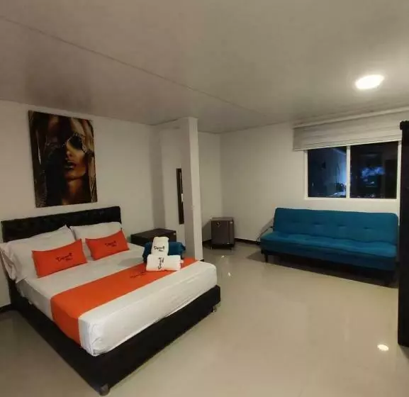 هاستل Galyrod Su Hotel Familiar
