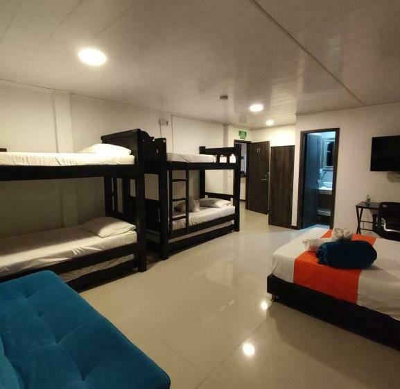 هاستل Galyrod Su Hotel Familiar