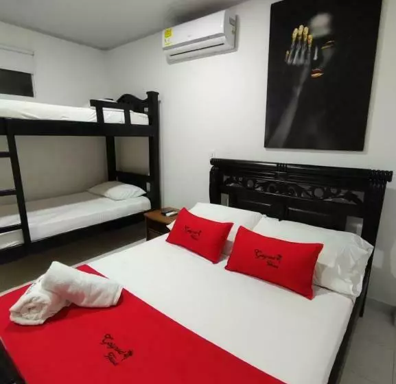 هاستل Galyrod Su Hotel Familiar
