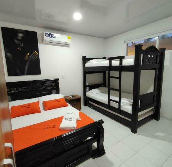 هاستل Galyrod Su Hotel Familiar