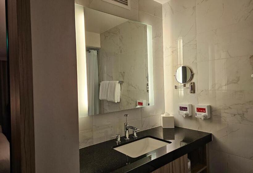 Center Spot Unit Strip Las Vegas