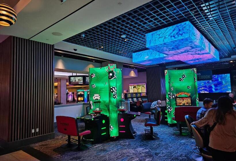 Center Spot Unit Strip Las Vegas