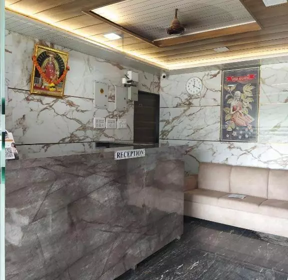 ホテル Balaji Residency