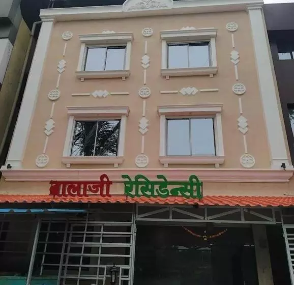 ホテル Balaji Residency