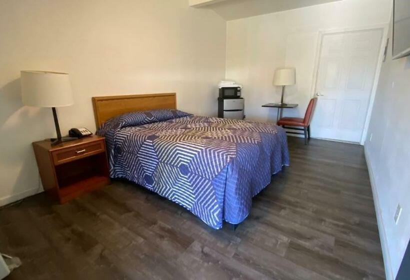 Общежитие Golden Kent Motel