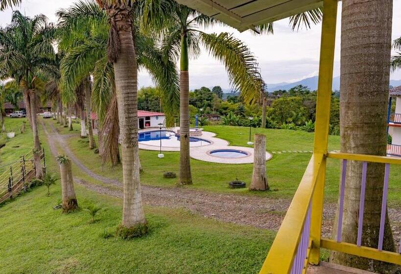 هاستل Rancho Chihuahua