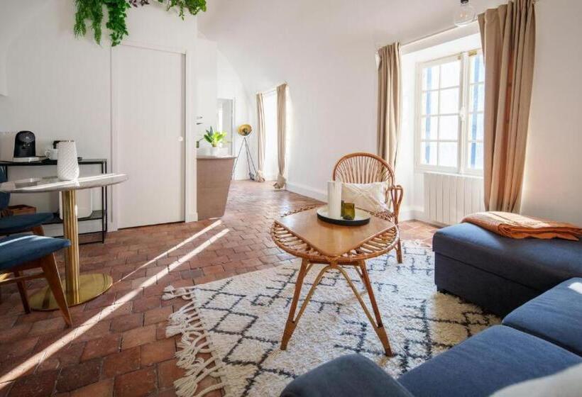 La Voûte, Nuit Insolite Au Château De Beaugency