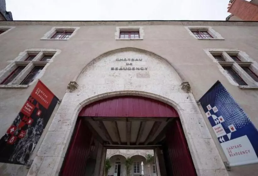 La Voûte, Nuit Insolite Au Château De Beaugency