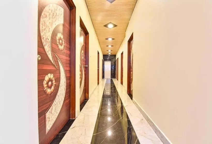 Fabhotel Spark