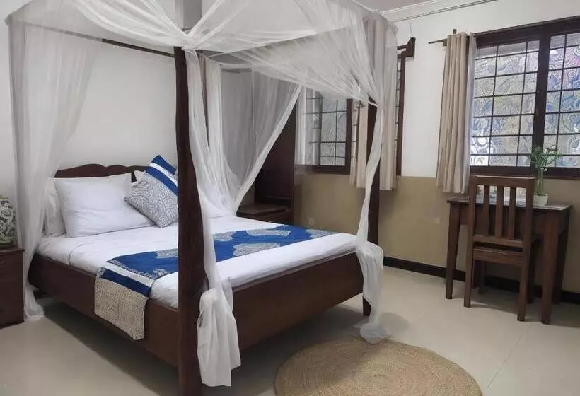 Aamiaismajoitus (B&B) Amber Lodge