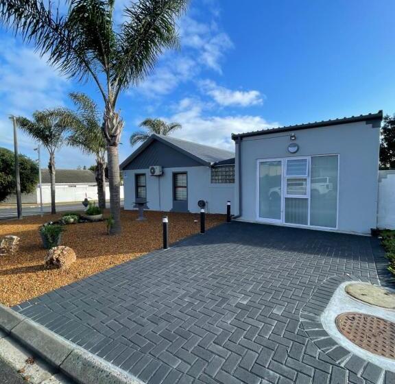 بنسيون De Tuin Accommodation