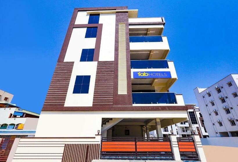 בית מלון כפרי Fabexpress New Balaji Home Stay