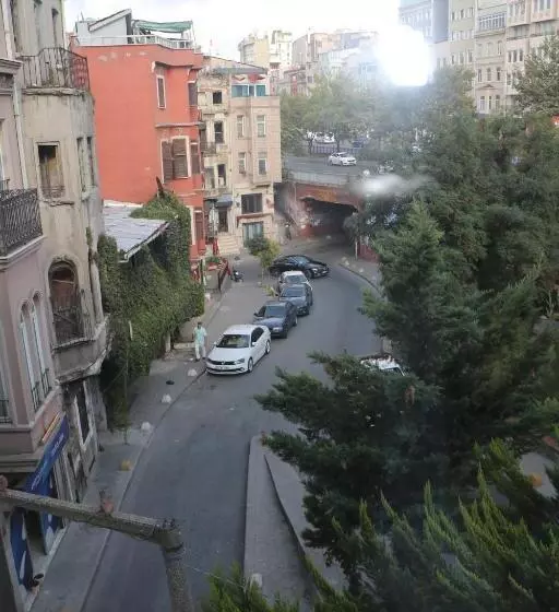 هتل Kuzgun House