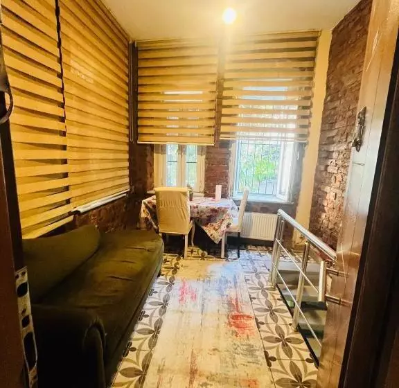 هتل Kuzgun House