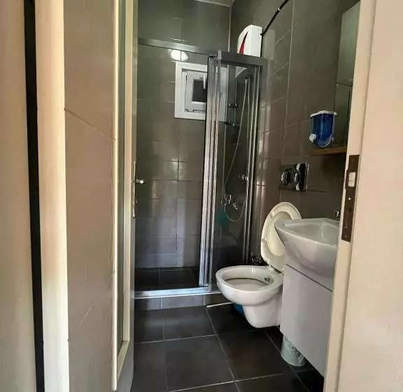 هتل Kuzgun House