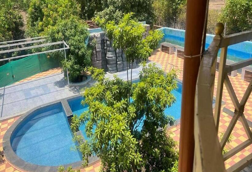 酒店 Manav Farm House Karjat