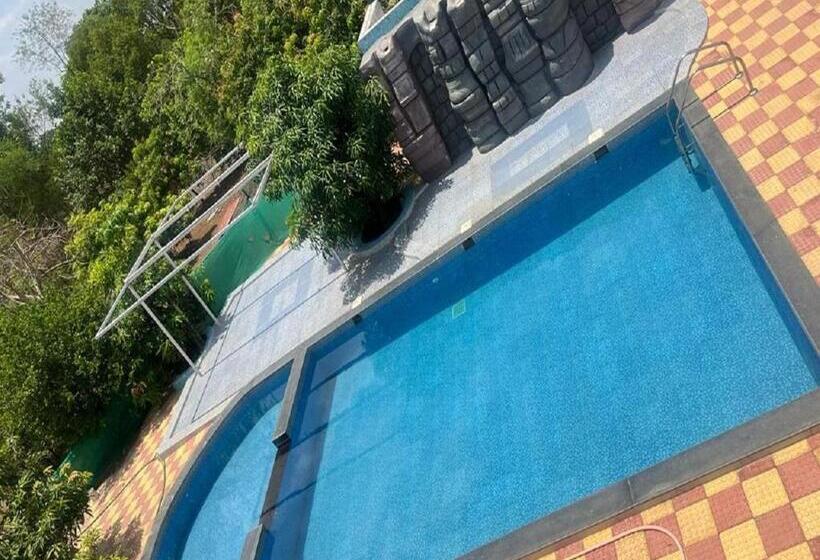 酒店 Manav Farm House Karjat