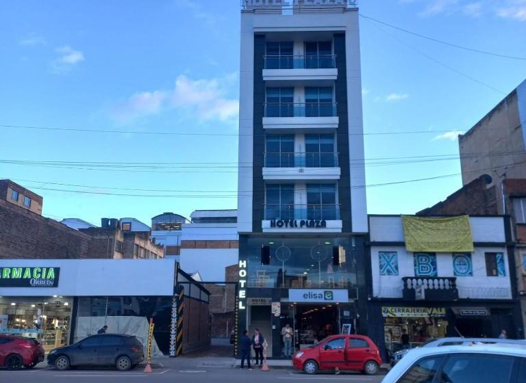 בית מלון כפרי Plaza 6