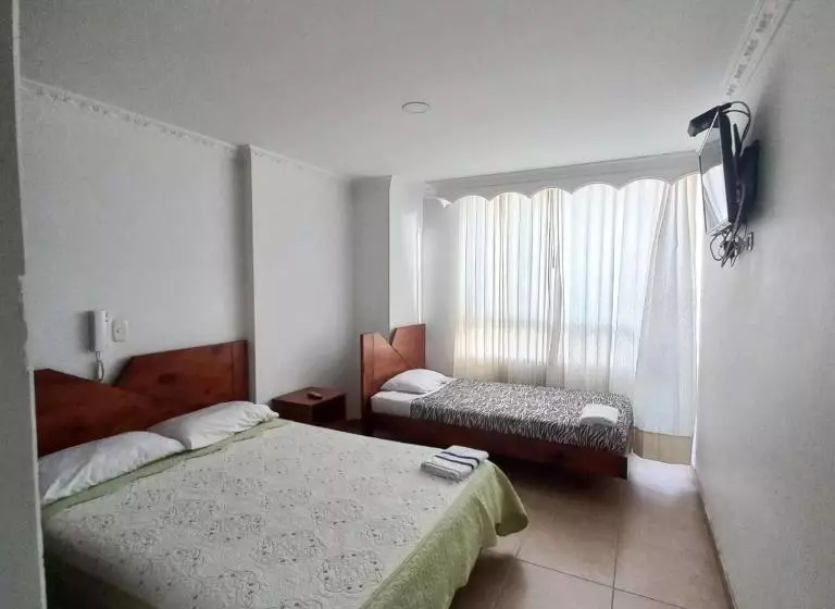 Hotelli Plaza 6