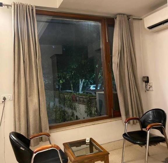 Pensão Lutyens Villa Guest House Rooms