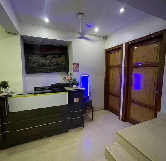 Pensão Lutyens Villa Guest House Rooms