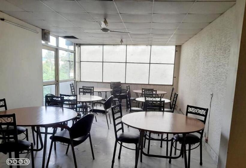 Pensão Lutyens Villa Guest House Rooms