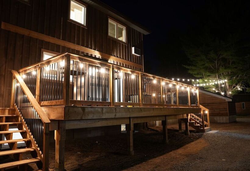 Hollow Valley Resort