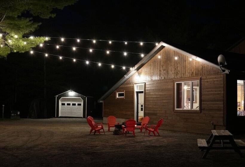 Hollow Valley Resort