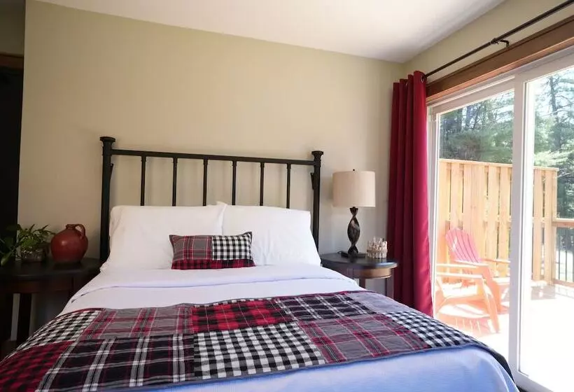 Hollow Valley Resort