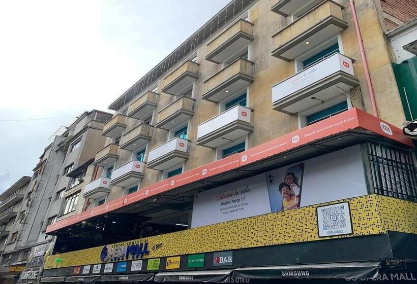 בית מלון כפרי Opera, Centro Medellín, Entertainment,y Bar, Solo Adultos