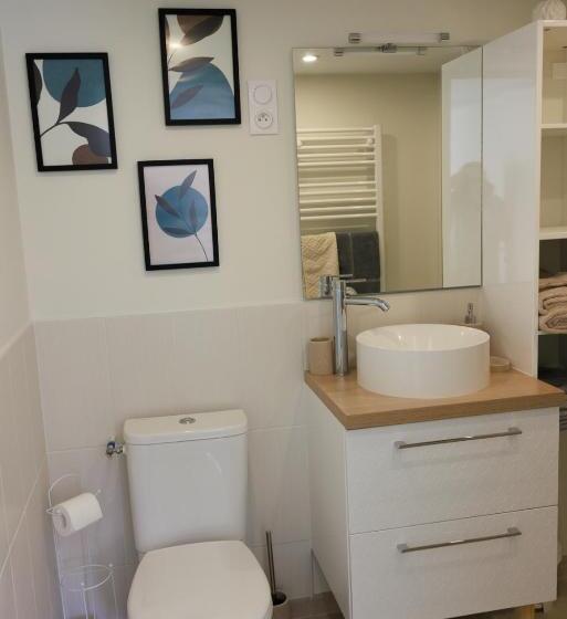 تختخواب و صبحانه Pierre De Lune