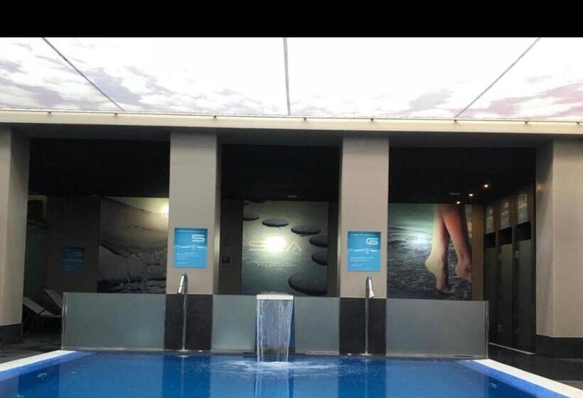 Fantastico Estudio En Benalbeach Con Vistas Al Mar