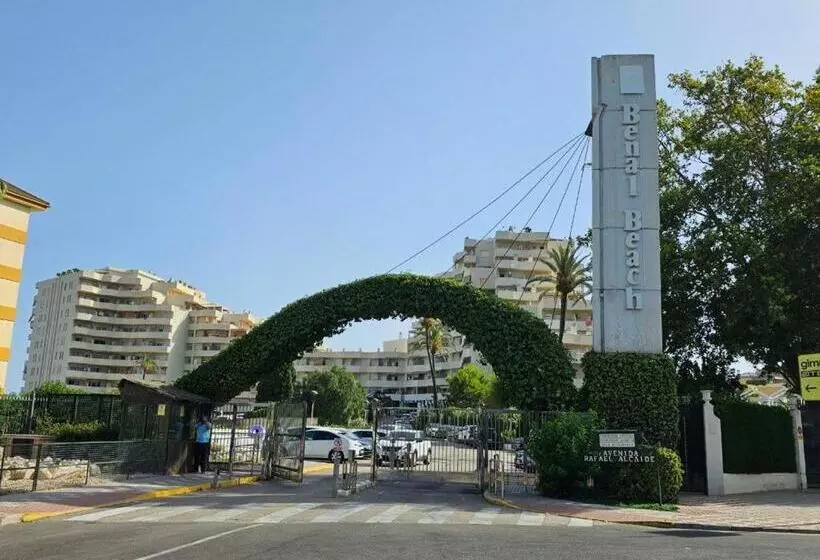 Fantastico Estudio En Benalbeach Con Vistas Al Mar
