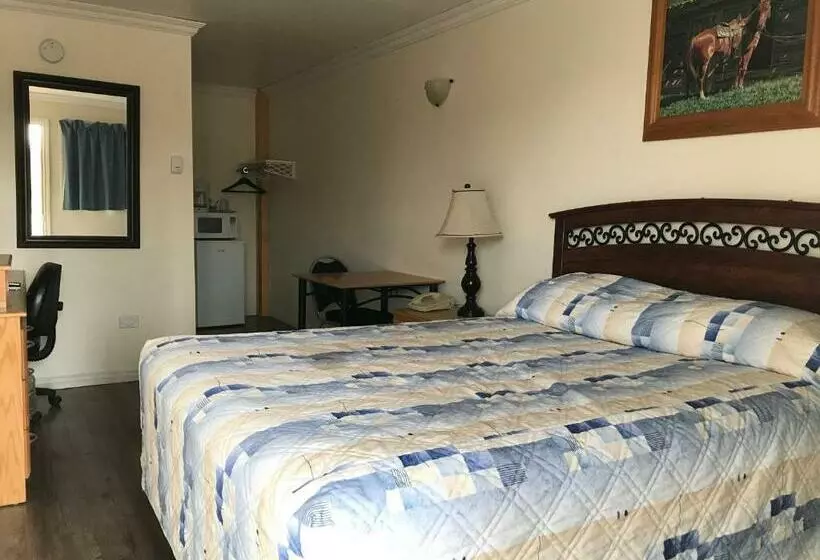 Grassland Motel