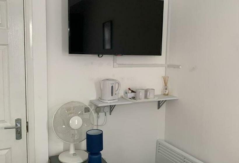 캡슐 호텔 The Broadway Rooms