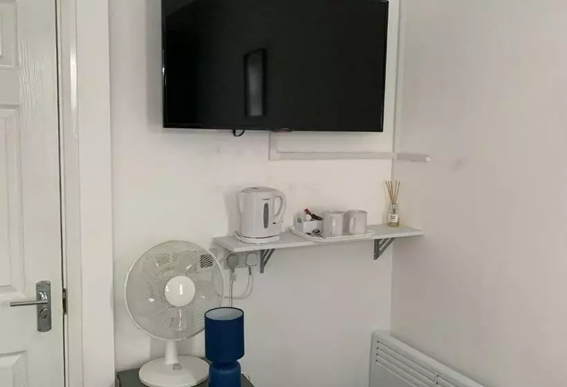 Kapselihotelli The Broadway Rooms