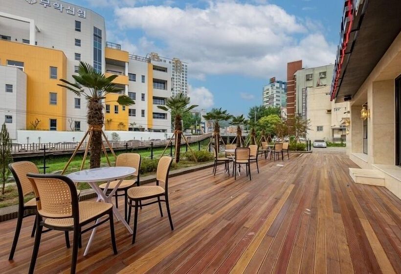 בית מלון כפרי Masan Daisy