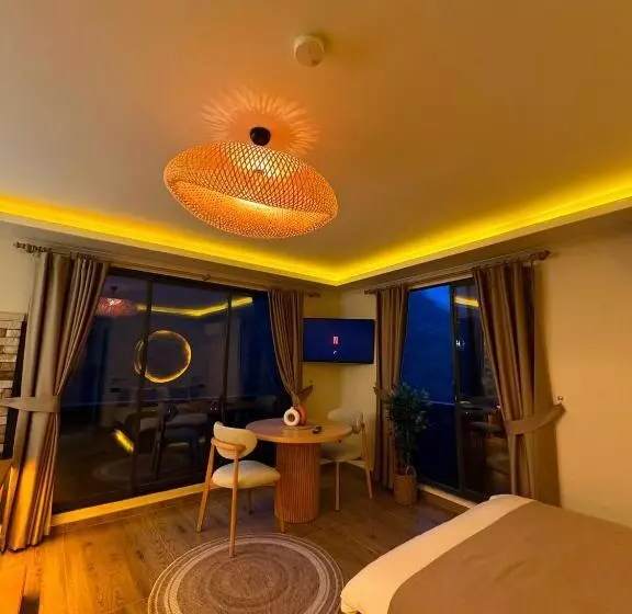 Hotelli Valent Suit Bungalov