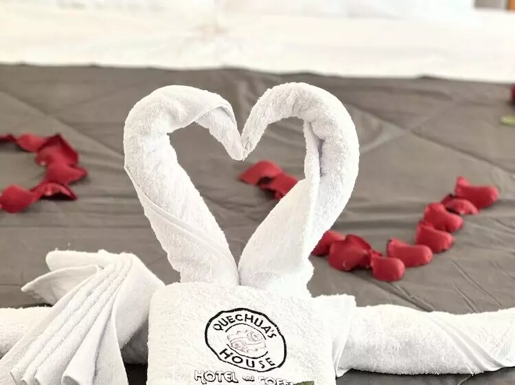 Majatalo Quechuas House Hostal & Coffee