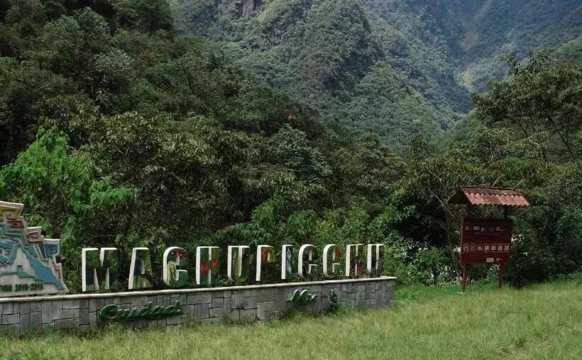 پانسیون Quechuas House Hostal & Coffee