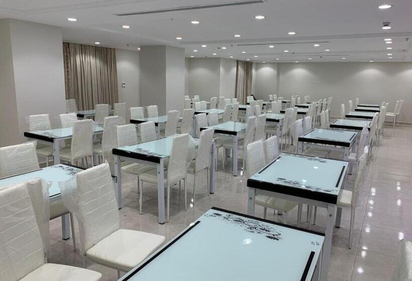 فندق ليما الذهبي